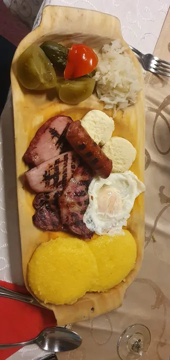 Cina Boierului