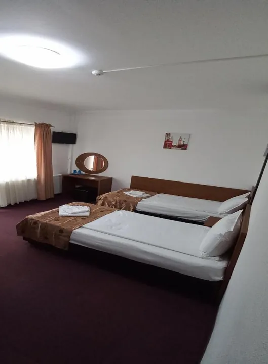 Cameră twin cu balcon